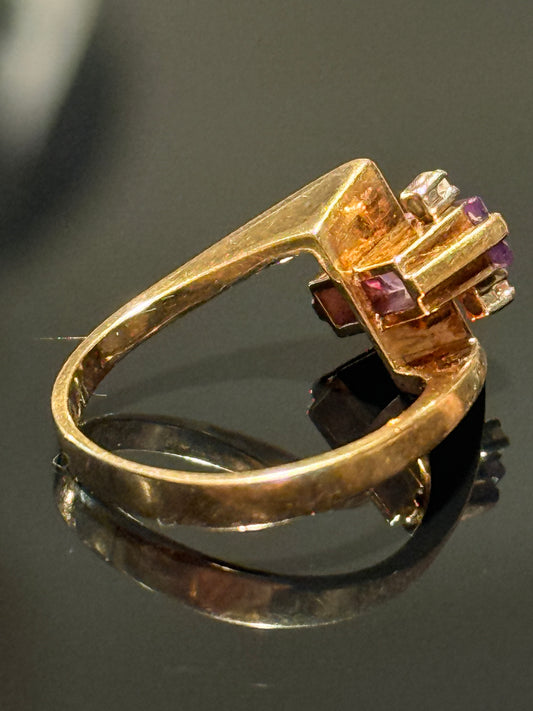 Willy Junget (1954-1973) 14K.Guld ring, med brillianter og Amthyst.