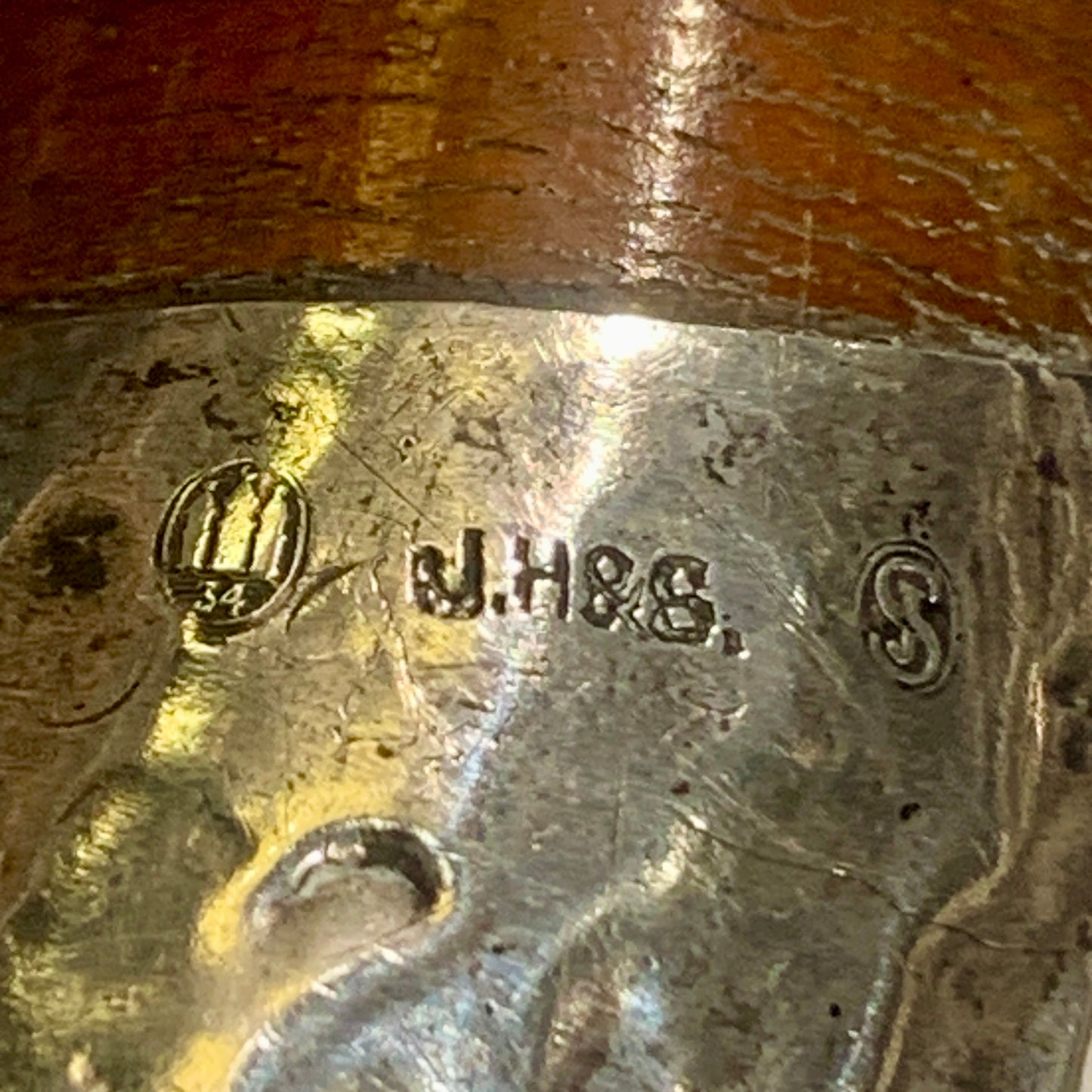 J.Hoffmann & Son (1919 -1973) silver-plated manila cane. From 1934.