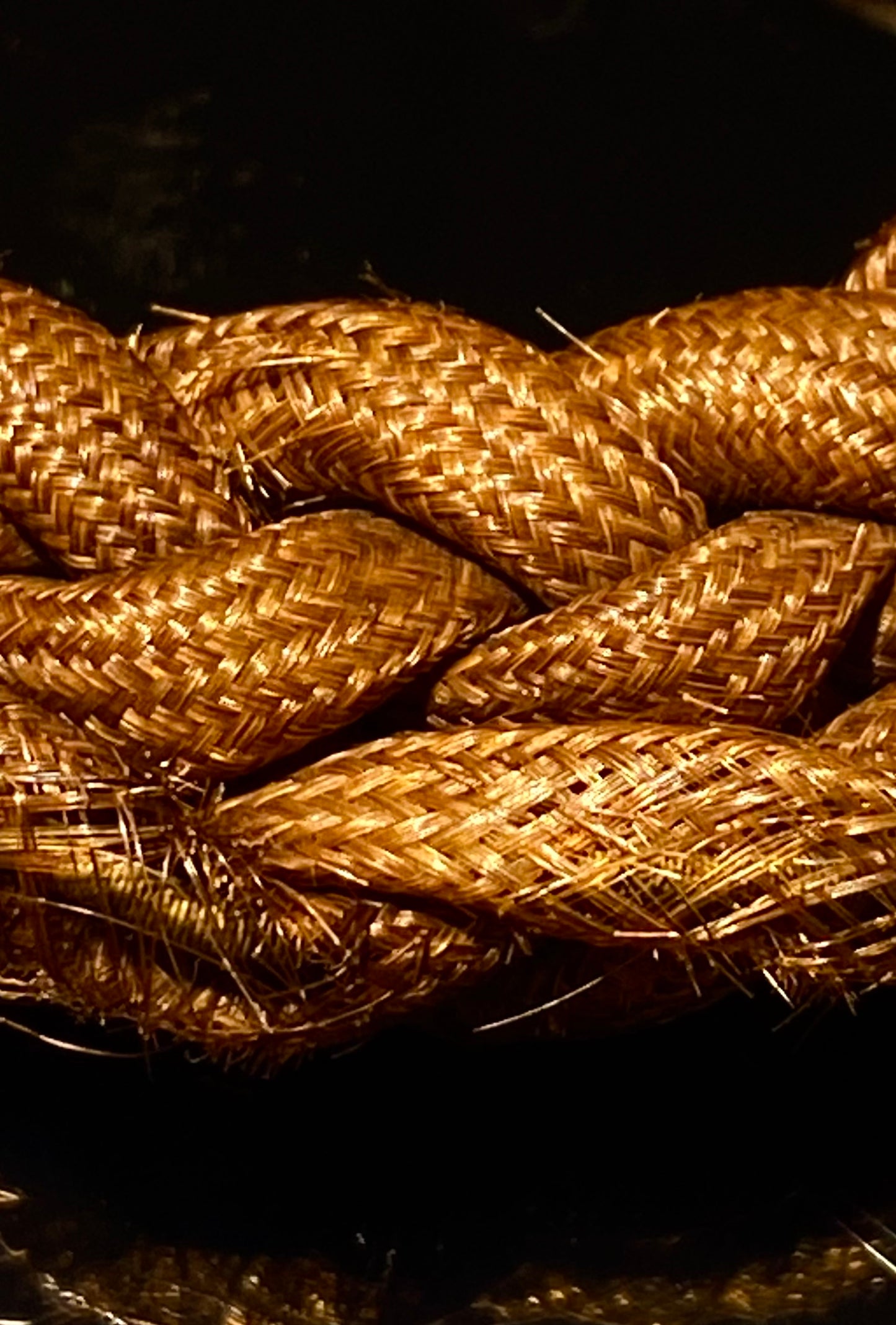 Antique Victorian mourning bracelet made of human hair and gold-plated metal. From the 19th century.