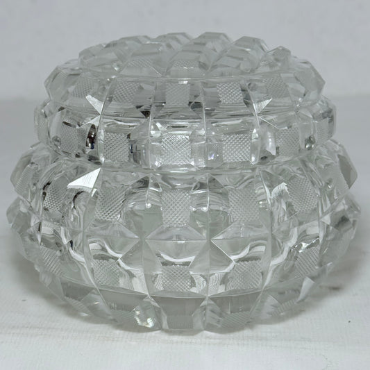 Ældre Bøhmisk krystal glas Bonbonniere.