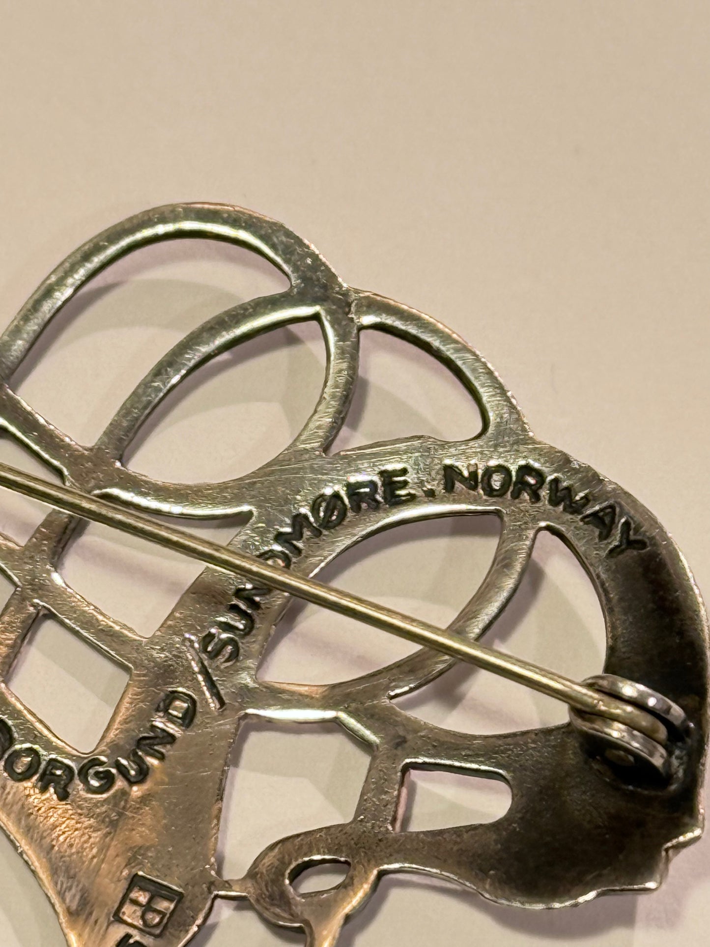 Harry Pedersen(1947-86) Norsk viking sterling sølv broche