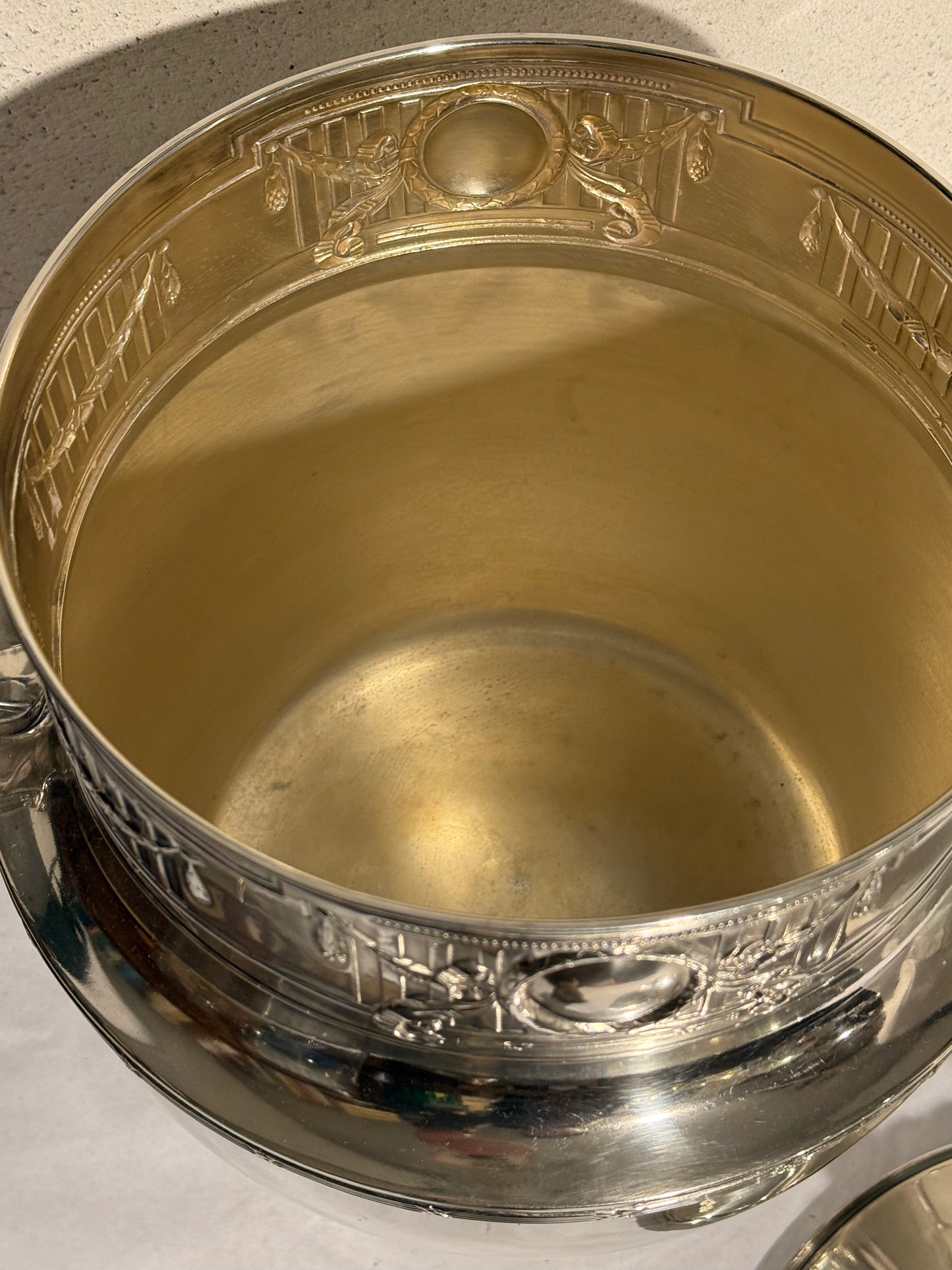 Antik Nyklassisk sølvbelagt punch bowl. Fra 1915-1925