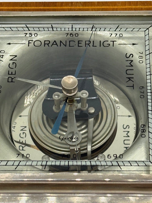 Art Deco Genia Barometer med thermometer. Start/midt 20.Årh