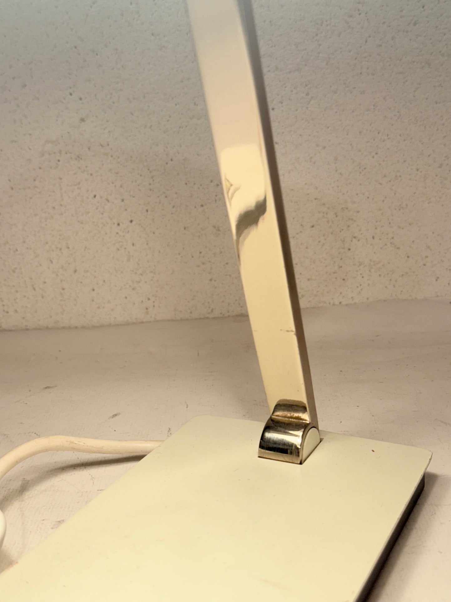 Modernist Kaiser Leuchten table lamp, from the 1960s.