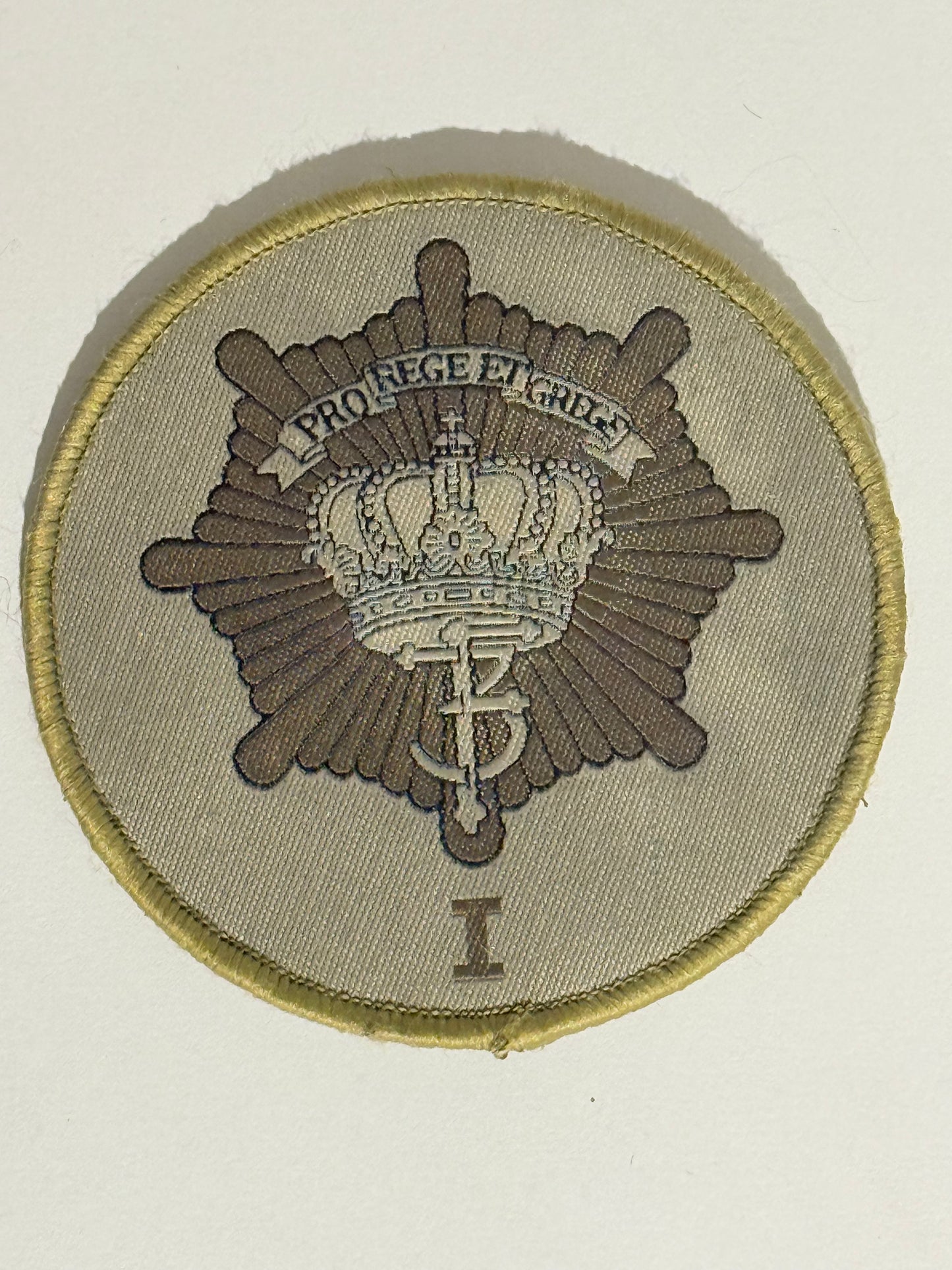 The Royal Life Guard 1st Battalion Regimental Cloth Badge.