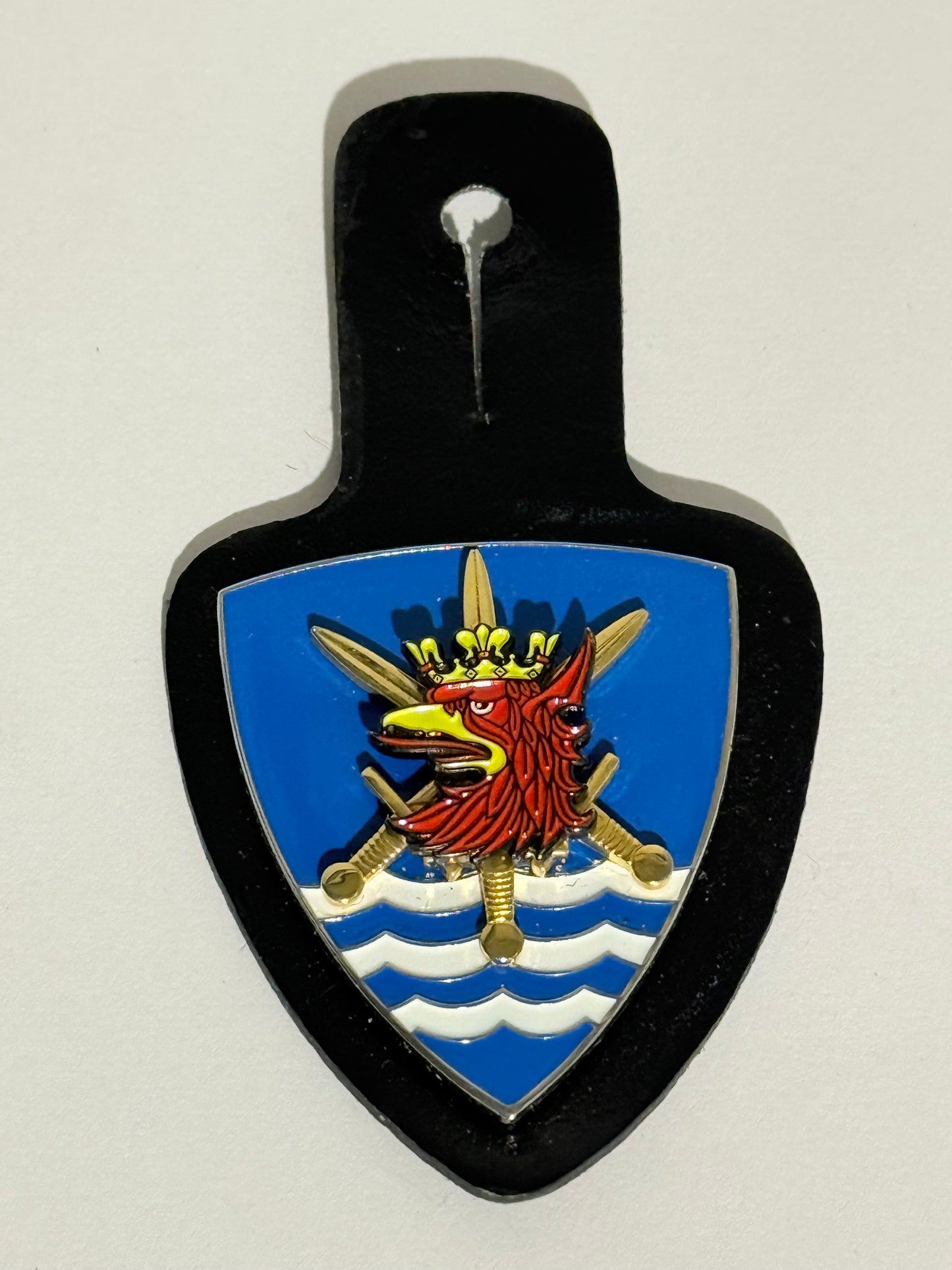 MNC NATO North East bryst mærke.