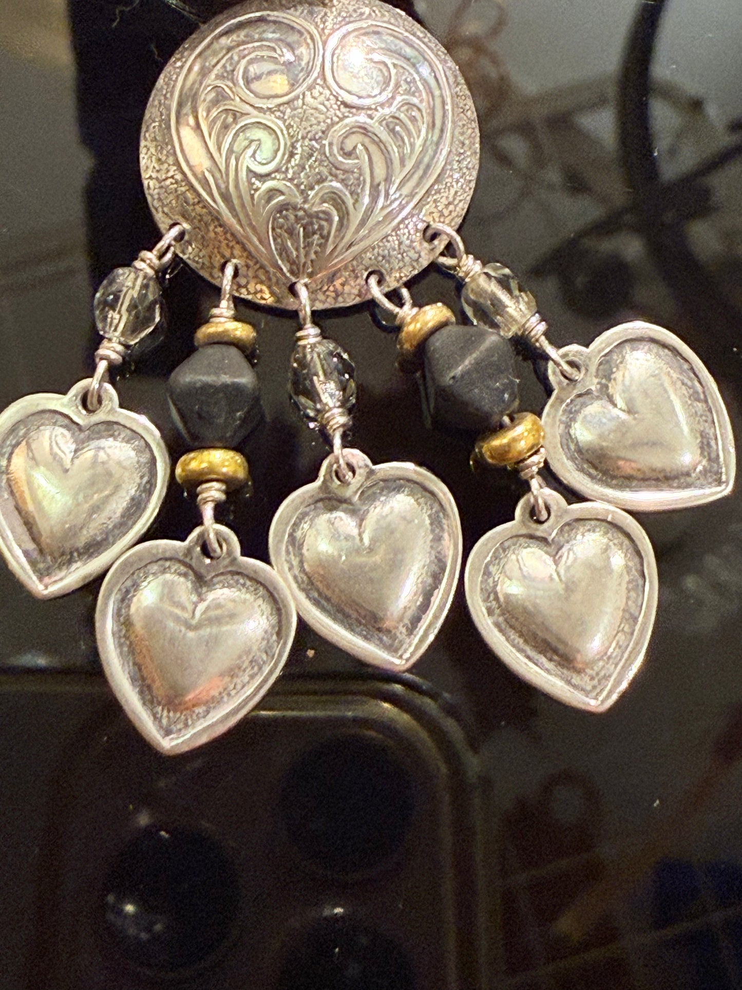 Vintage sterling silver heart earrings, USA. From the late 1900s.