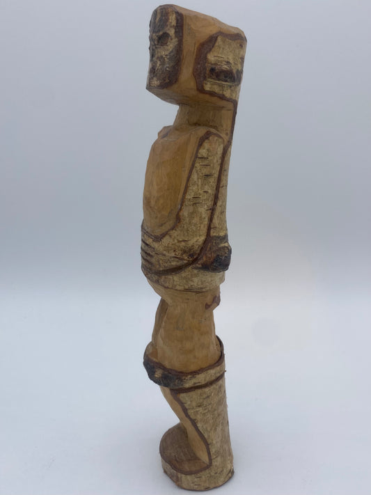Håndskåren skandinavisk Maske mand pinde-figur. Slut 20. Århundrede
