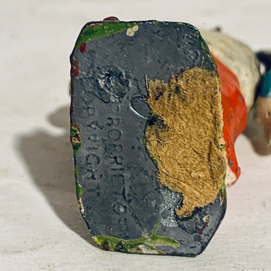 Antique Britains Deetail tin soldier, Arab soldier, from the early 1900s.