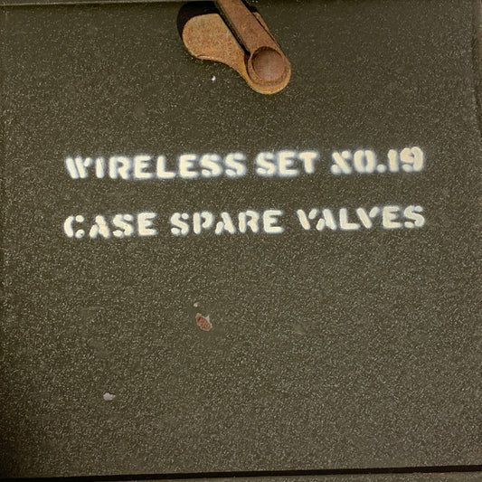 Original English WW2 spare radio tube set No.19, from 1939-1945.