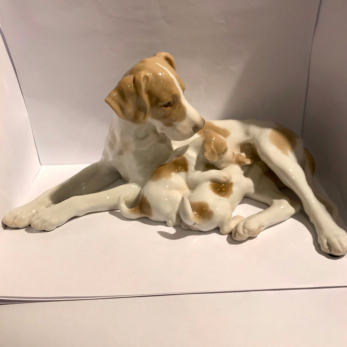 Bing & Grøndahl Pointer m. Hvalpe