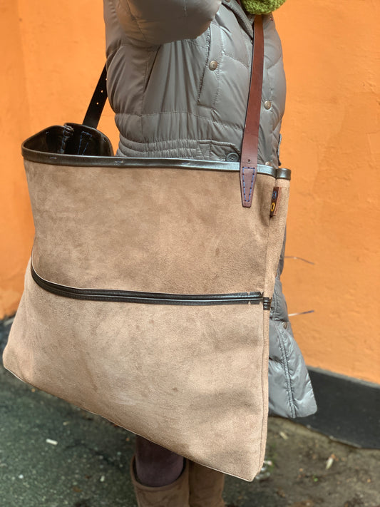 Large hand-sewn leather shoulder bag, Kim Zoll Designs.