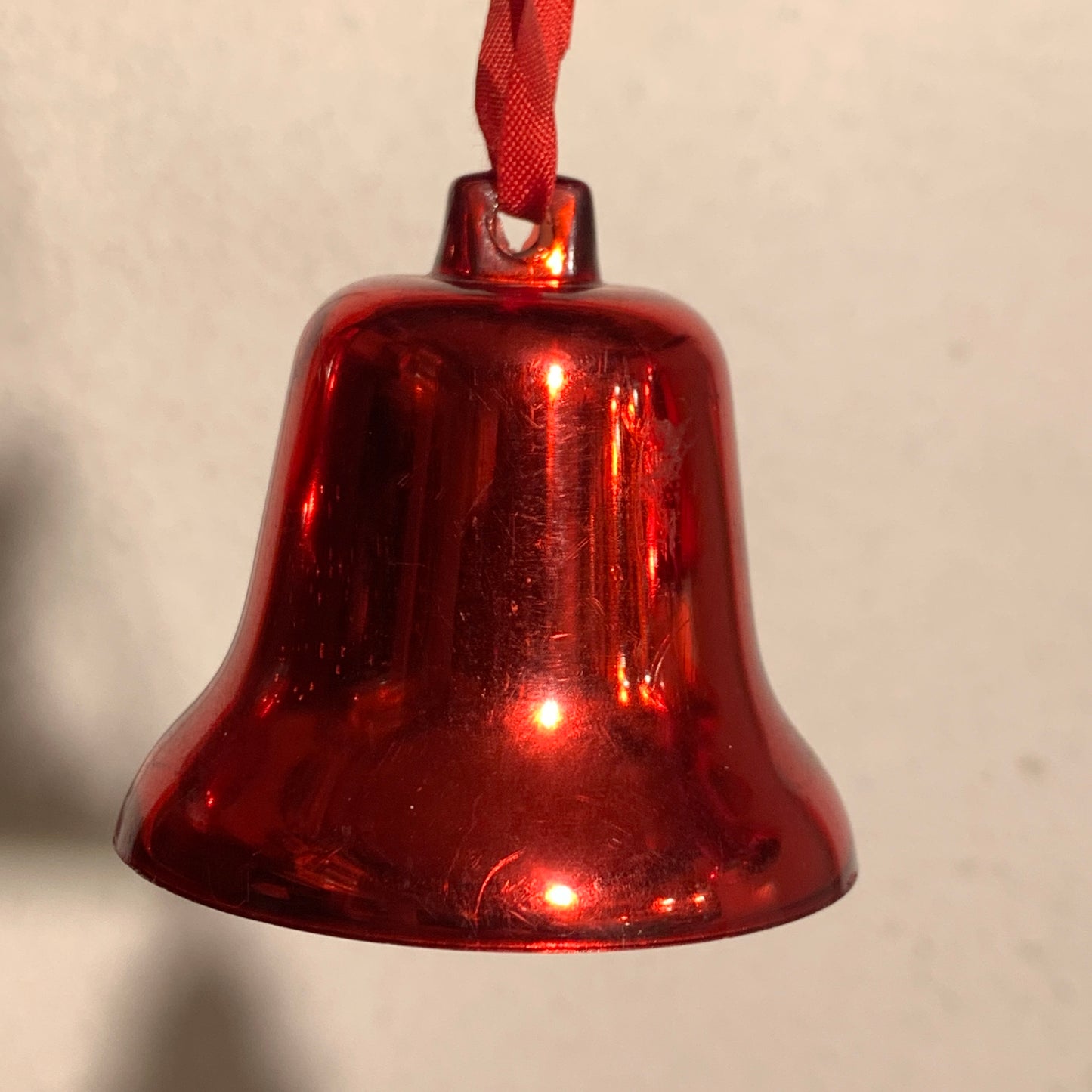 Gammelt julepynt, glasklokke dekoration, fra 1960érne.