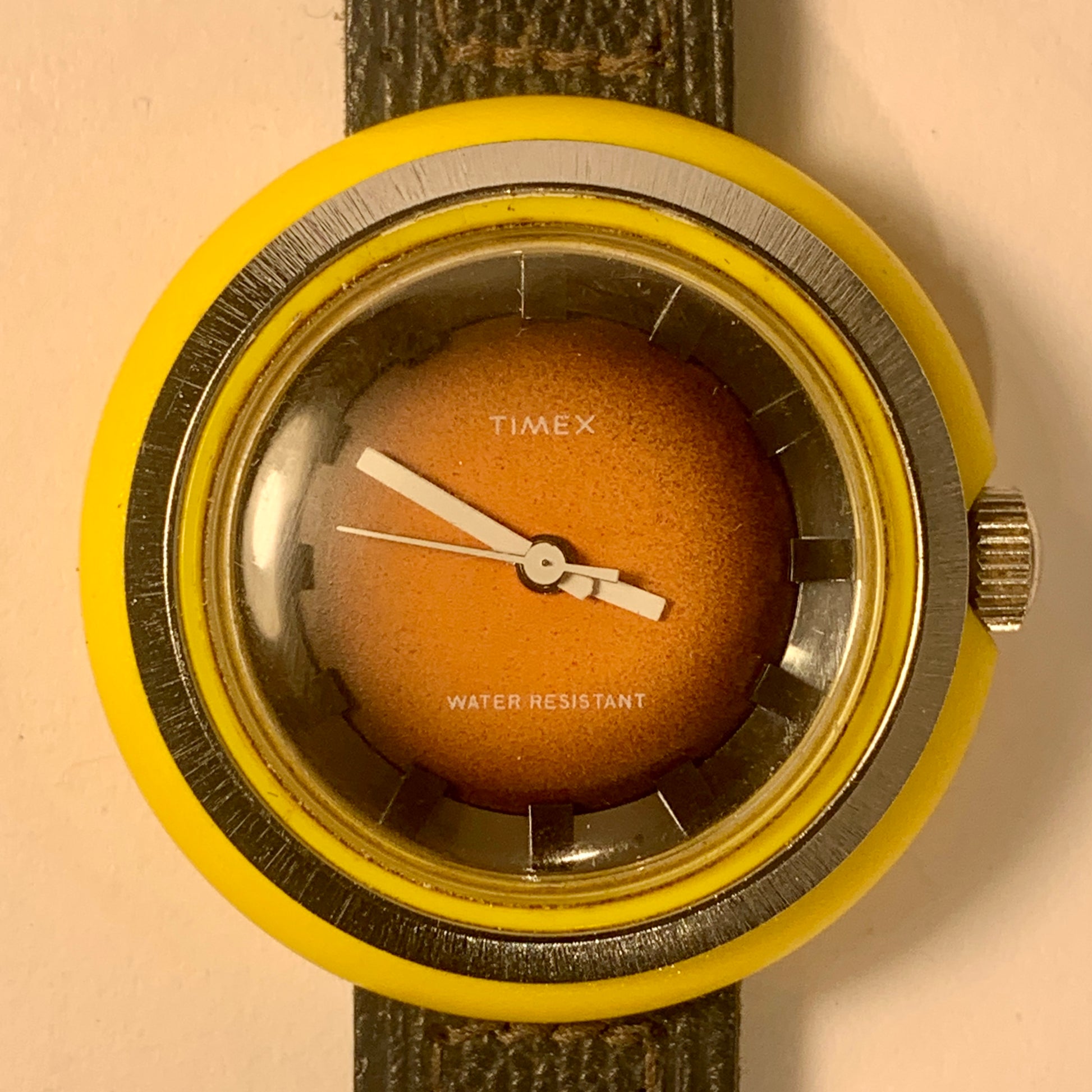 Vintage Timex UFO manuelt armbånds ur. Fra 1973