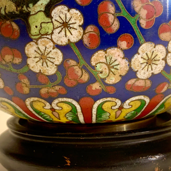 Ældre kinesisk cloisonné bordlampe, fra midt 1900 tallet.