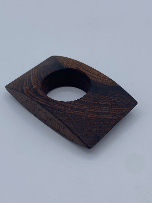 Vintage Danish design servietring i wengé træ. Midt 20. årh