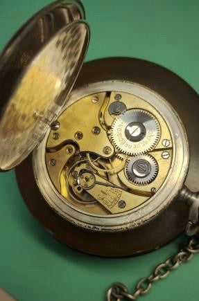 Antik stort Sealand manuelt lommeur med kæde. Start 1900tallet