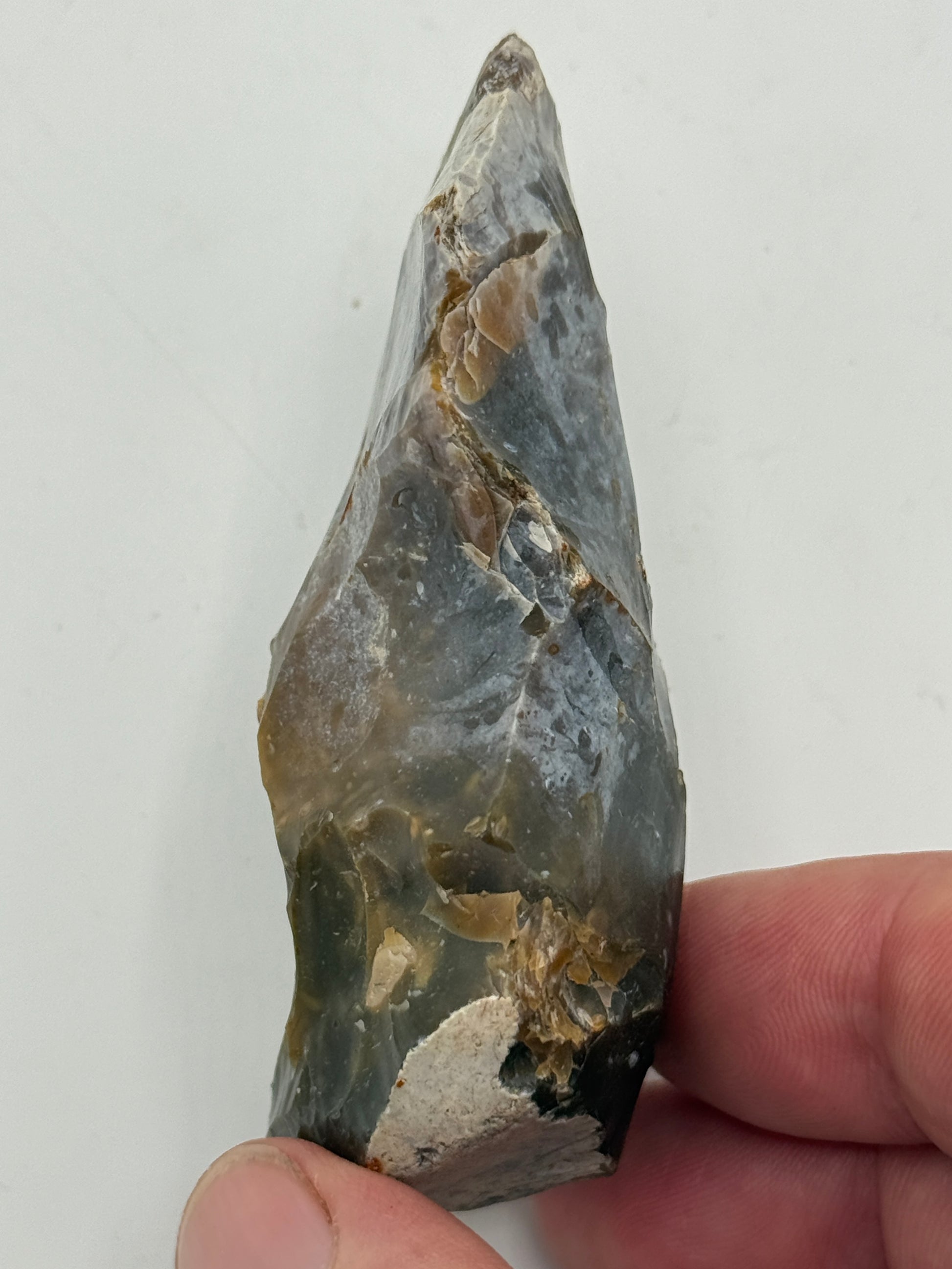 Dansk Stenalder. Kerneøkse med specialiseret æg, i flint. Jæger stenalder: 8800-4800 F.Kr