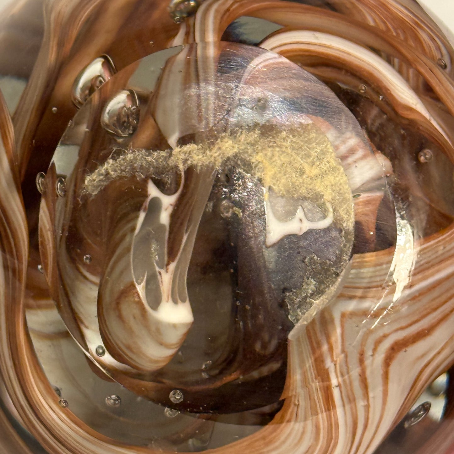 Vintage glas kugle brevvægt.