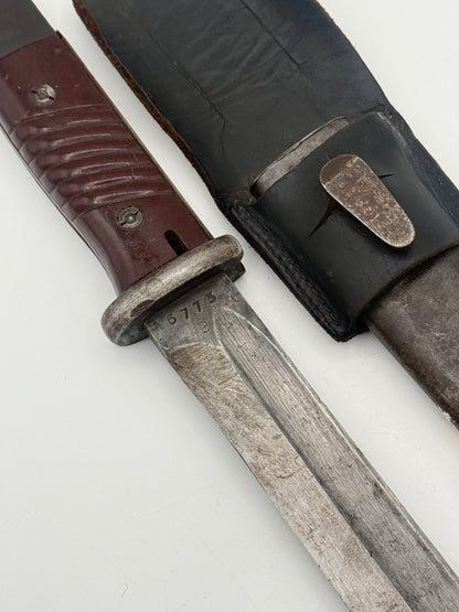 Tysk WW2 nummer-ens Ernst Pack & Söhne Mauser K98 S84/98 III bajonet med frø.