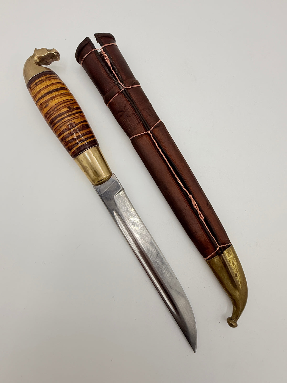 Vintage Lisakki Järvenpää Oy Hevospuukko kniv med skede. Finland. Midt 20. Årh