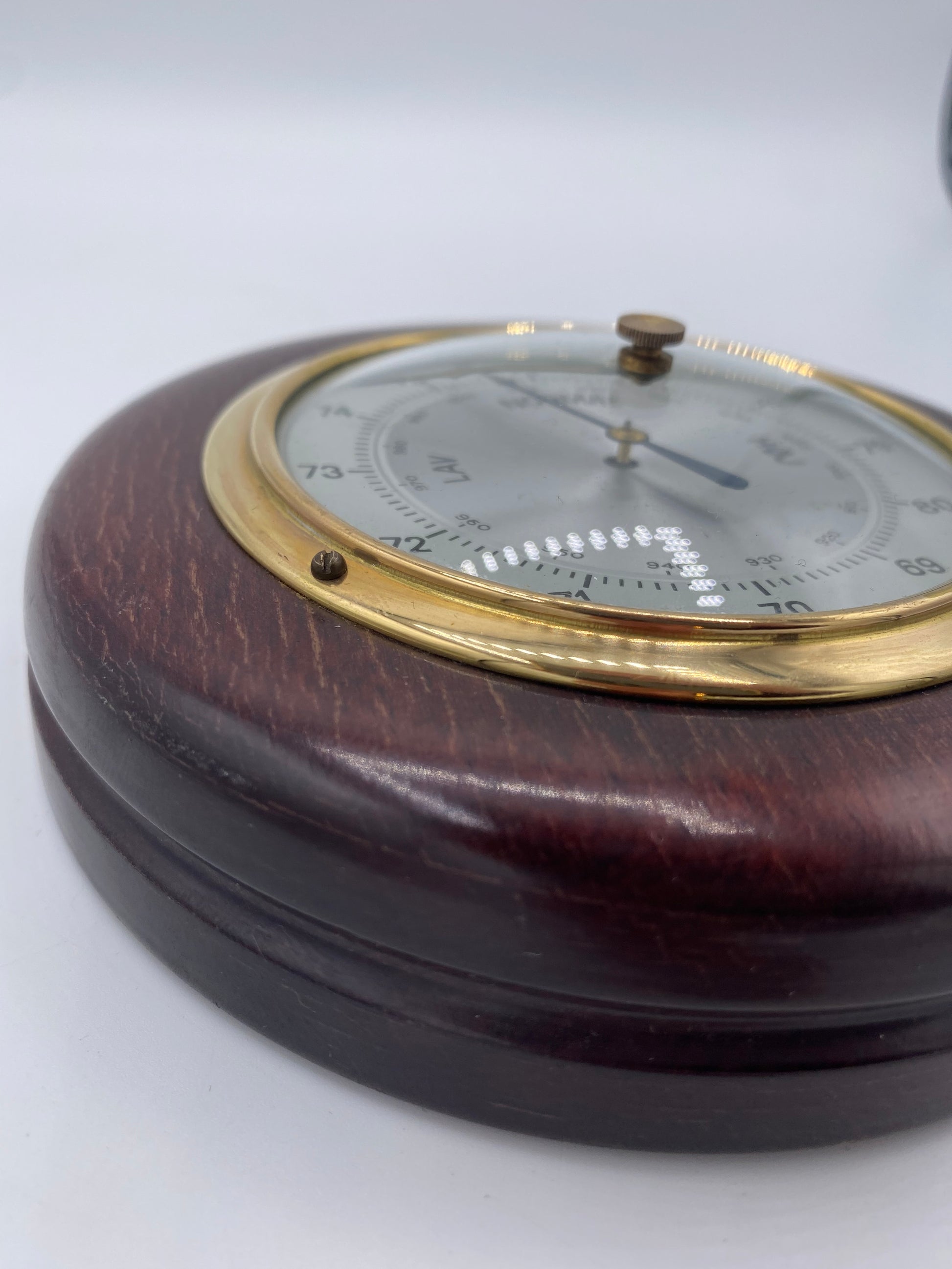 Vintage rundt Barometer. Danmark. Midt 20. Årh