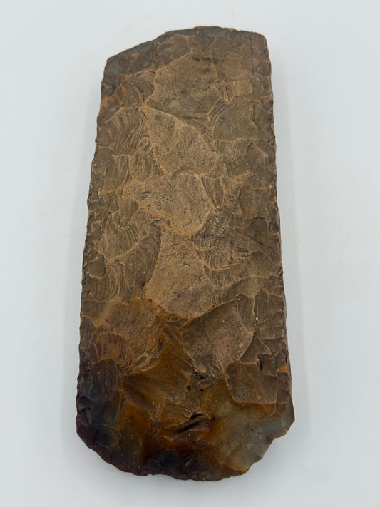 Dansk Stenalder. Tyndnakket firsidet flintøkse type VI. Dyssetid 3500-3000 F.Kr