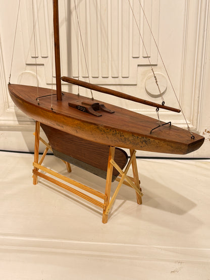 Antik håndbygget Pond Yacht Model. Danmark. Fra 1920érne