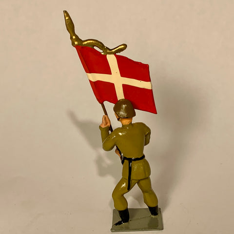 Dansk soldat fanebærer. Håndmalet tinsoldat fra Brigader.