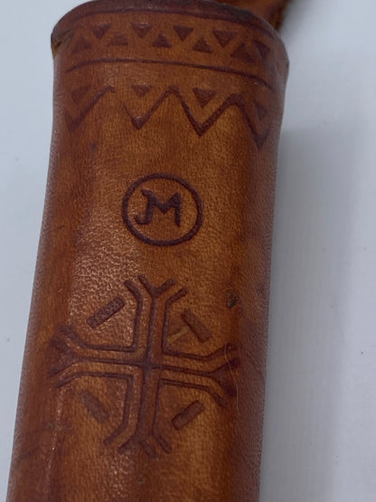 Ældre Marttiini kniv med skede. Finland. 20. Årh.