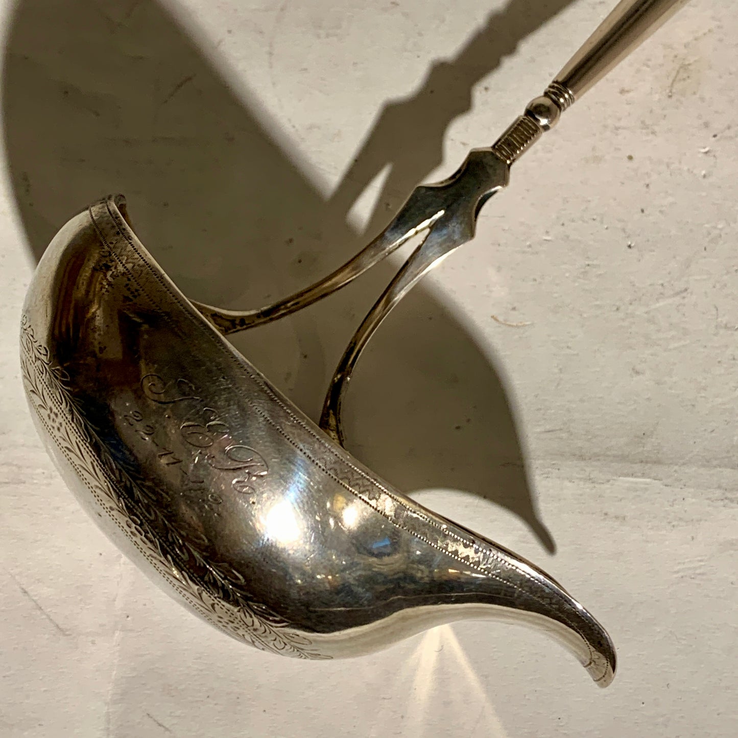 Antik lang sølv punch ske, fra 1842.