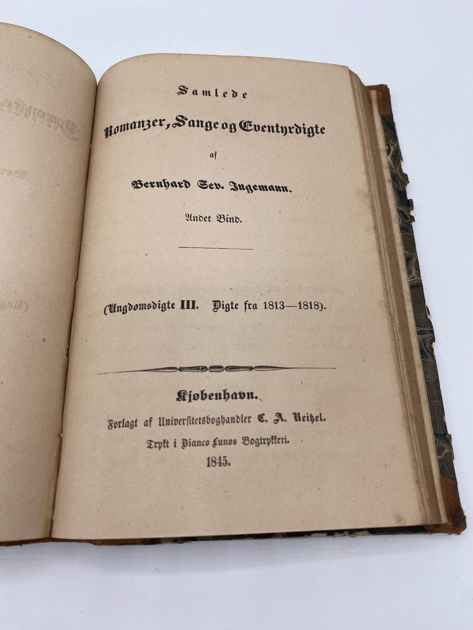 Samlede Romanzer, Sange og Eventyrdigte. Af Bernhard Sev. Ingemann. 1. Og 2. Bind. Antikvarisk dansk bog. 1. Udgave. 1. Oplag. Fra