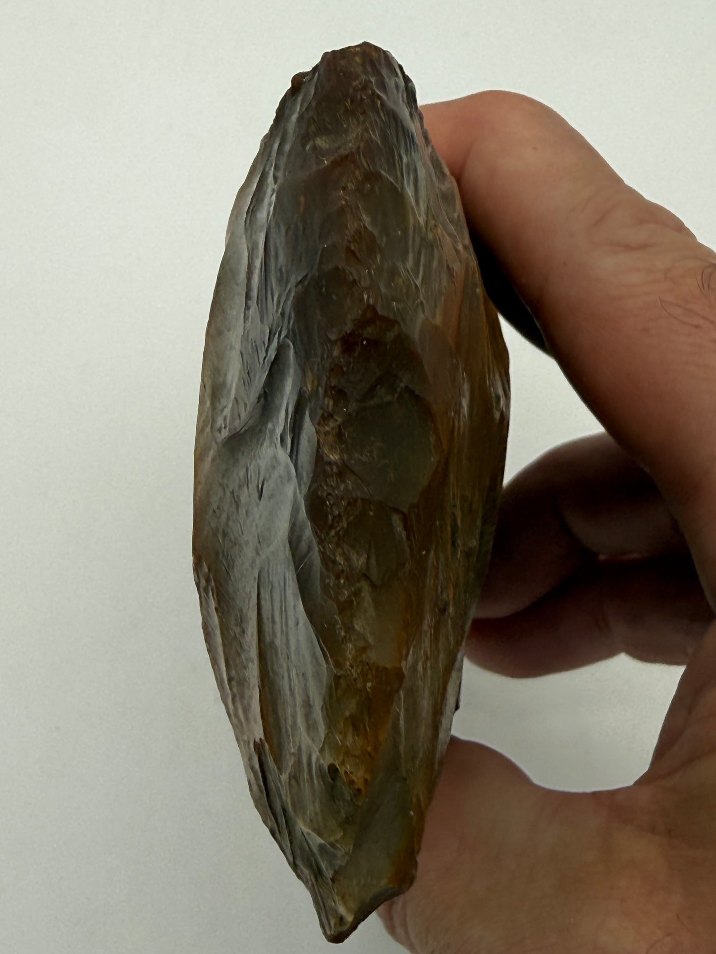 Dansk Stenalder. Tyndnakket firsidet flintøkse type VI. Dyssetid 3500-3000 F.Kr