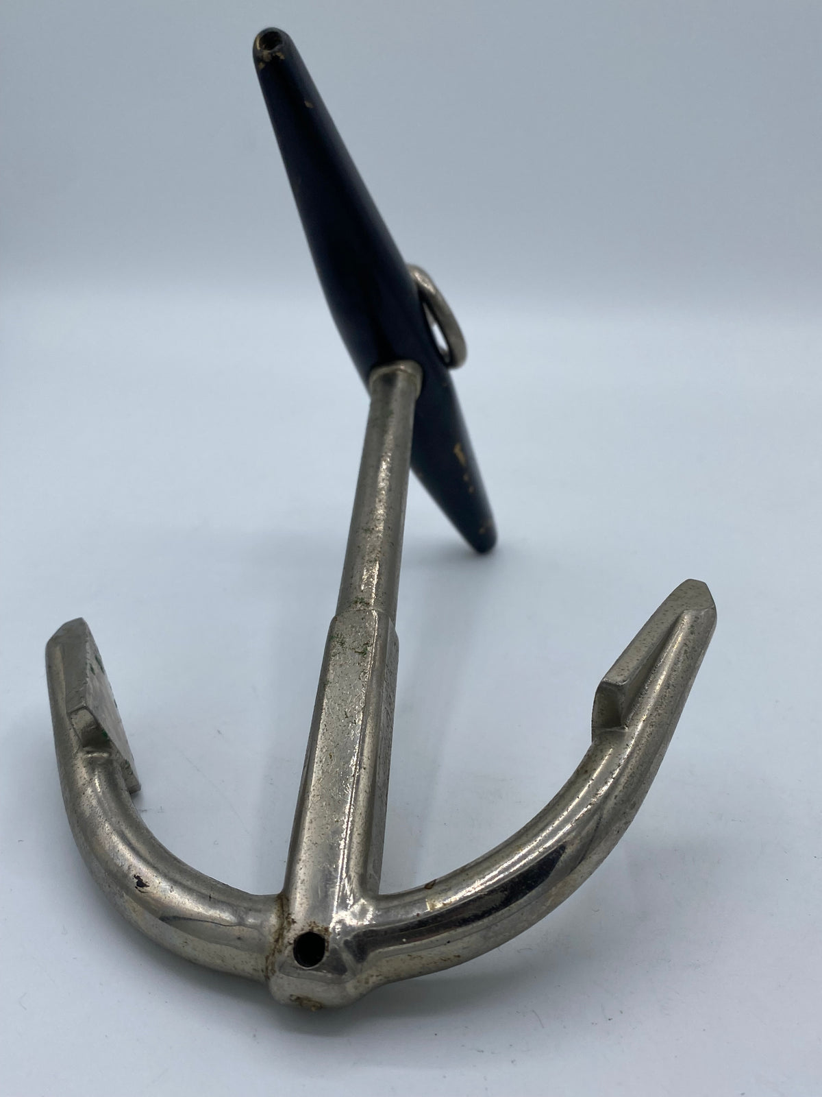 Vintage Mid-Century Maritimt Skrivebordsanker / Brevpresser. Tyskland. Ca. 1950–1970