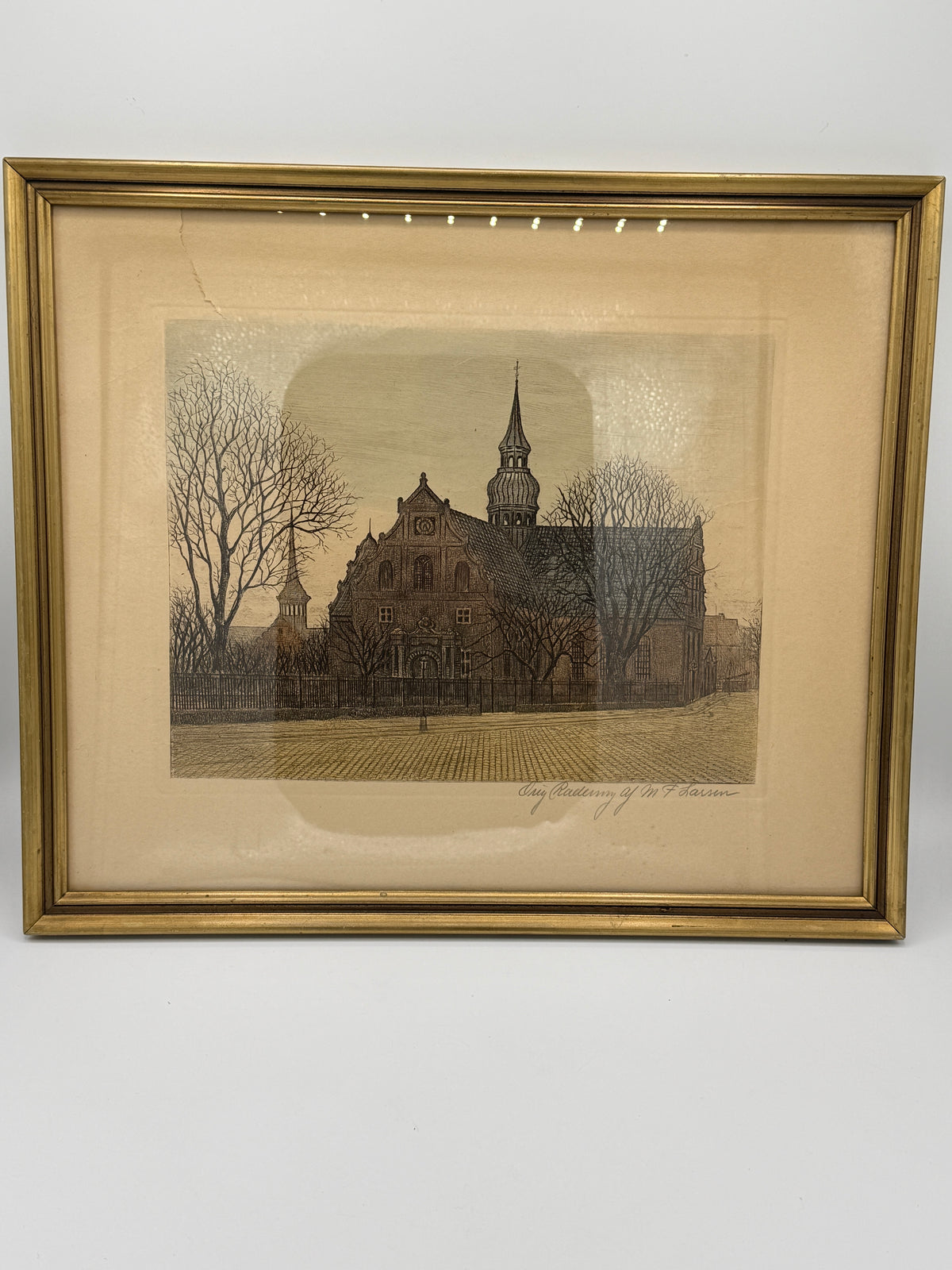 Et håndkoloreret radering af Holmens kirke i København