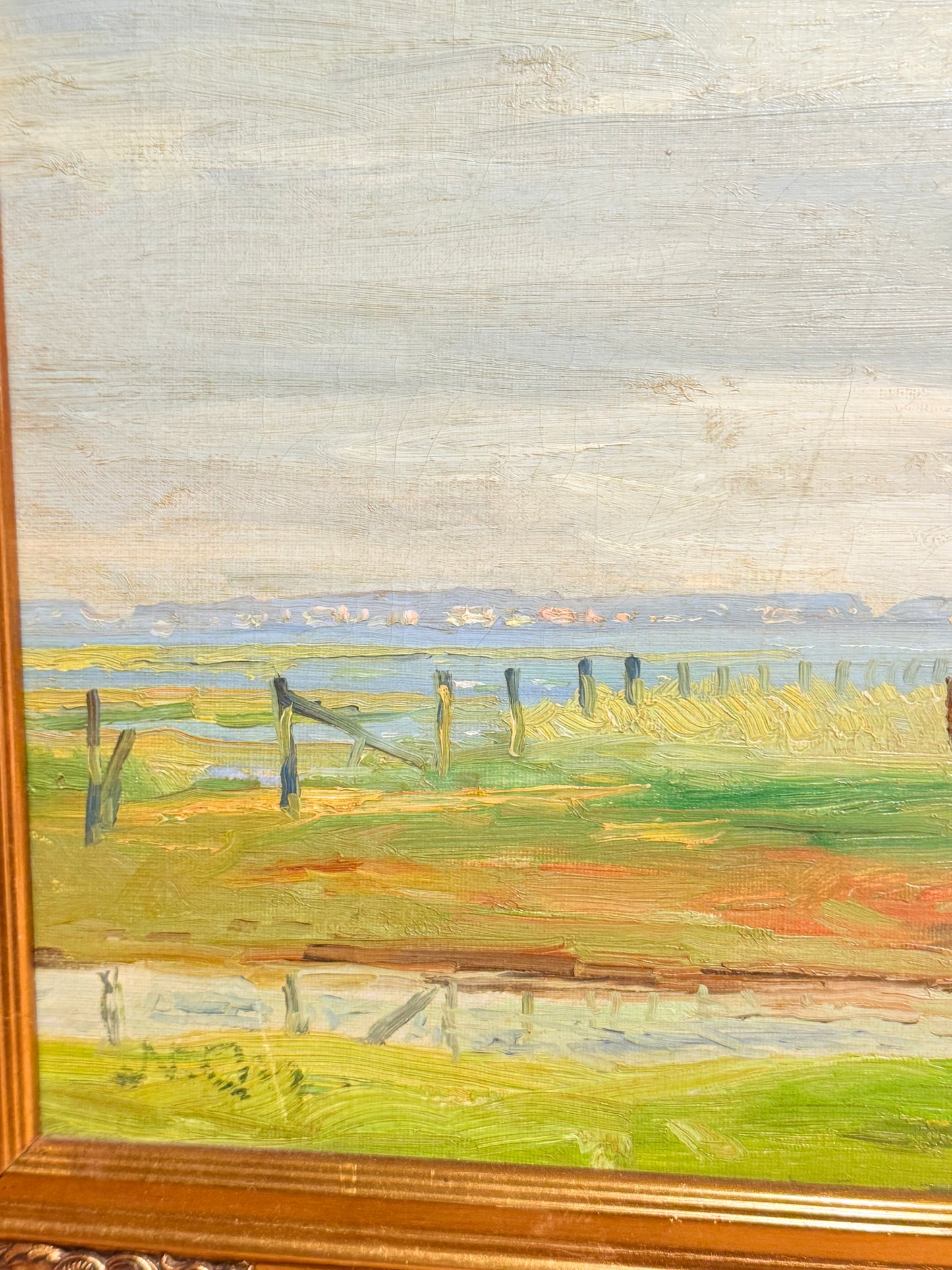 Niels Christiansen (f.1873-1960). Græssende heste. Naturalistisk  oliemaleri.