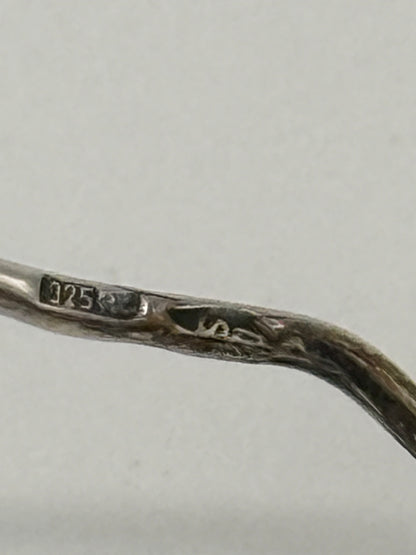 Vintage unika skønvirkestil Rav & Sterlingsølv broche. Polen. Fra 1980érne