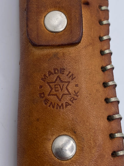 Erling Vangedal kniv med læderskede og strygestål. Danmark