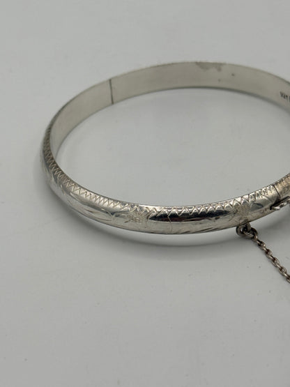 Vintage ciseleret rund Sterlingsølv armring. Fra midt 20.Årh