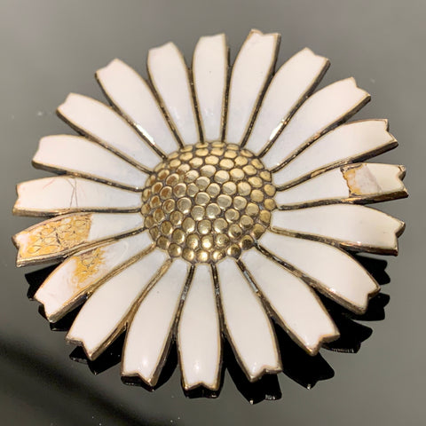 Anton Michelsen Marguerit broche.