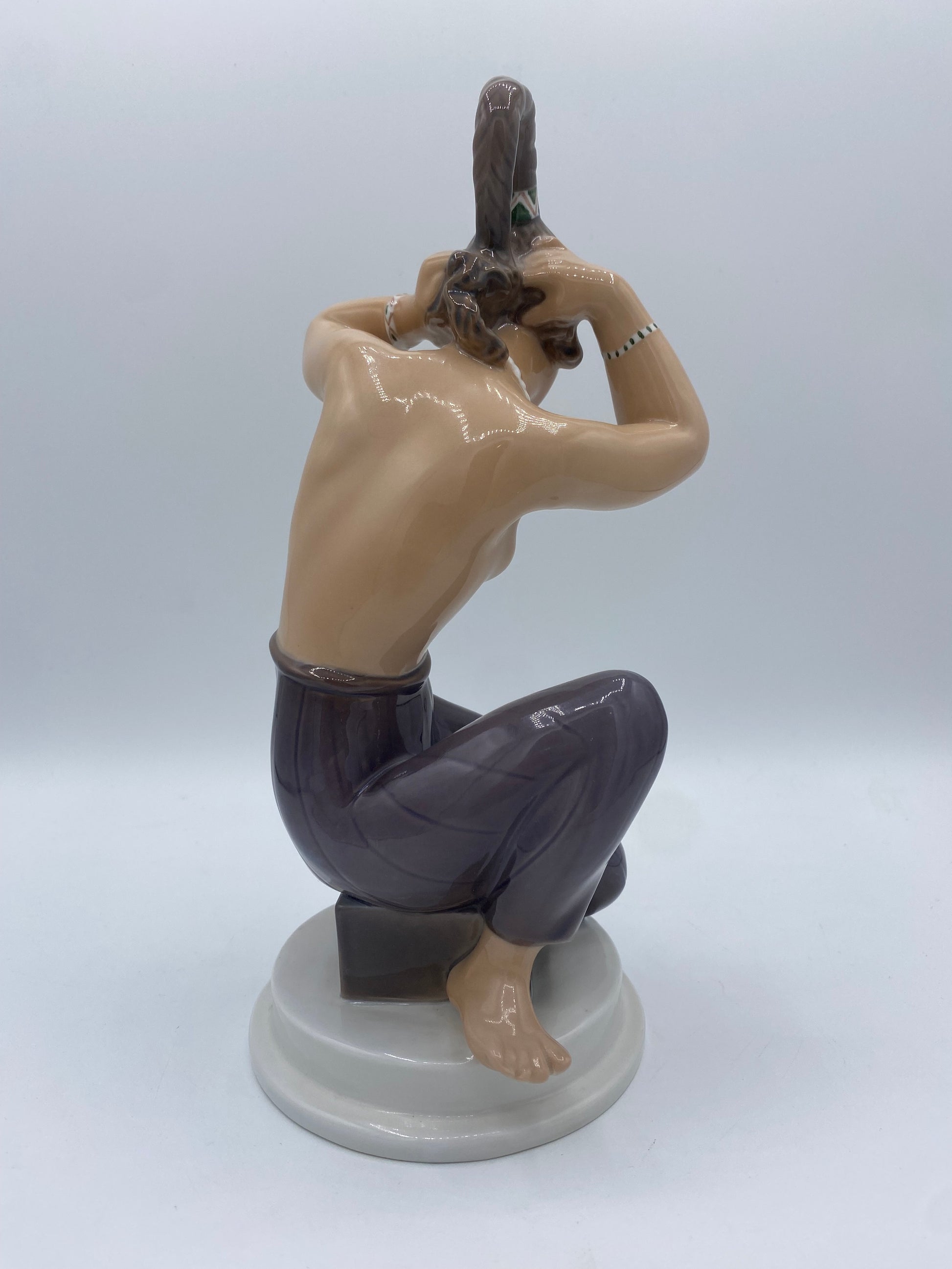 Jens Jacob Bregnø (1877-1946) for Dahl Jensen. “Morgen” nr. 1177. Porcelæn. Danmark. Start/midt 20. årh