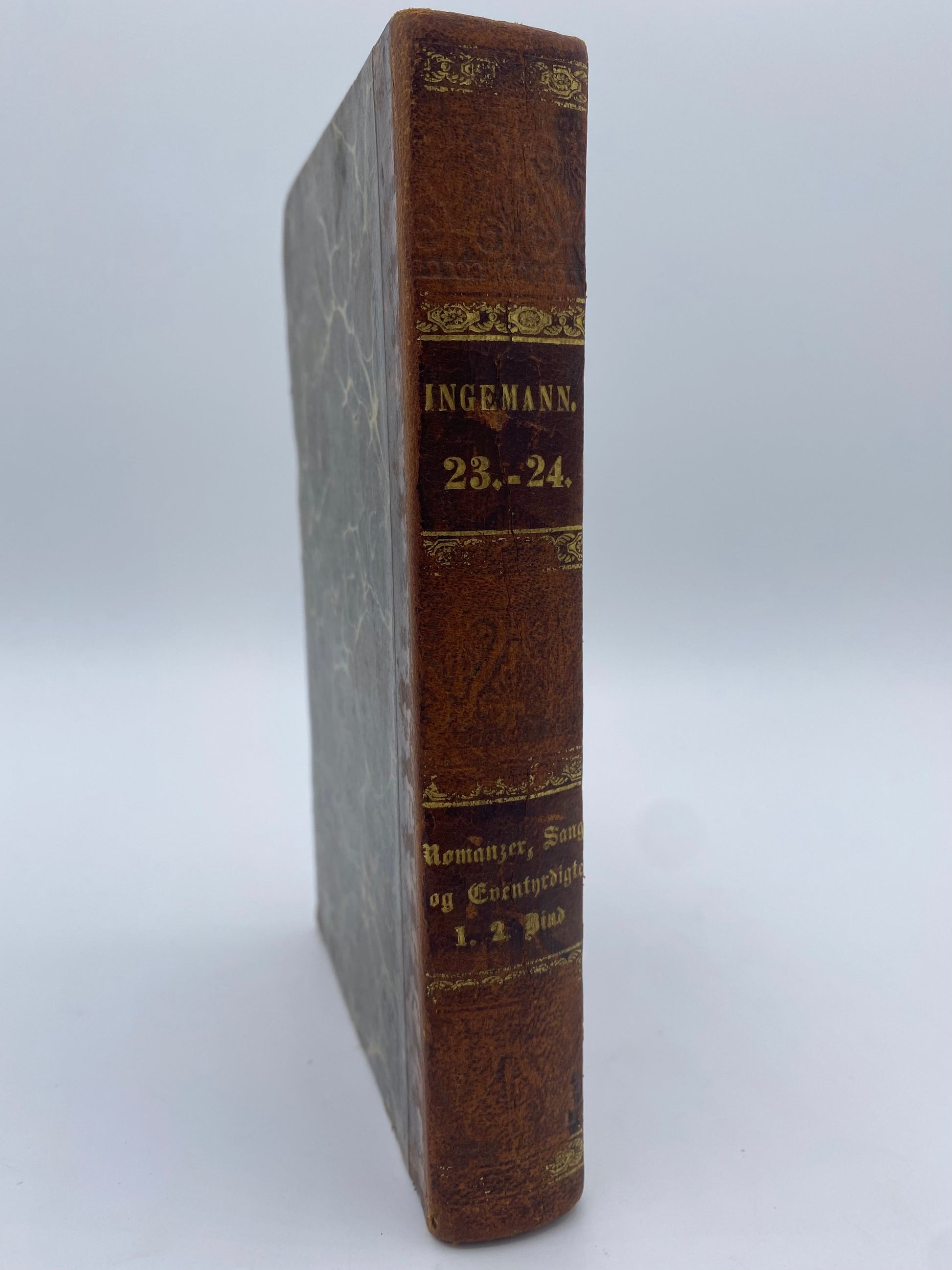 Samlede Romanzer, Sange og Eventyrdigte. Af Bernhard Sev. Ingemann. 1. Og 2. Bind. Antikvarisk dansk bog. 1. Udgave. 1. Oplag. Fra