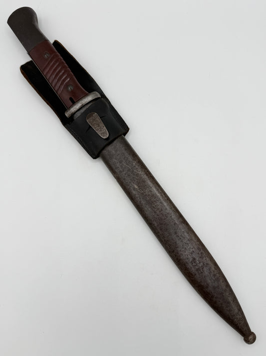 Tysk WW2 nummer-ens Ernst Pack & Söhne Mauser K98 S84/98 III bajonet med frø