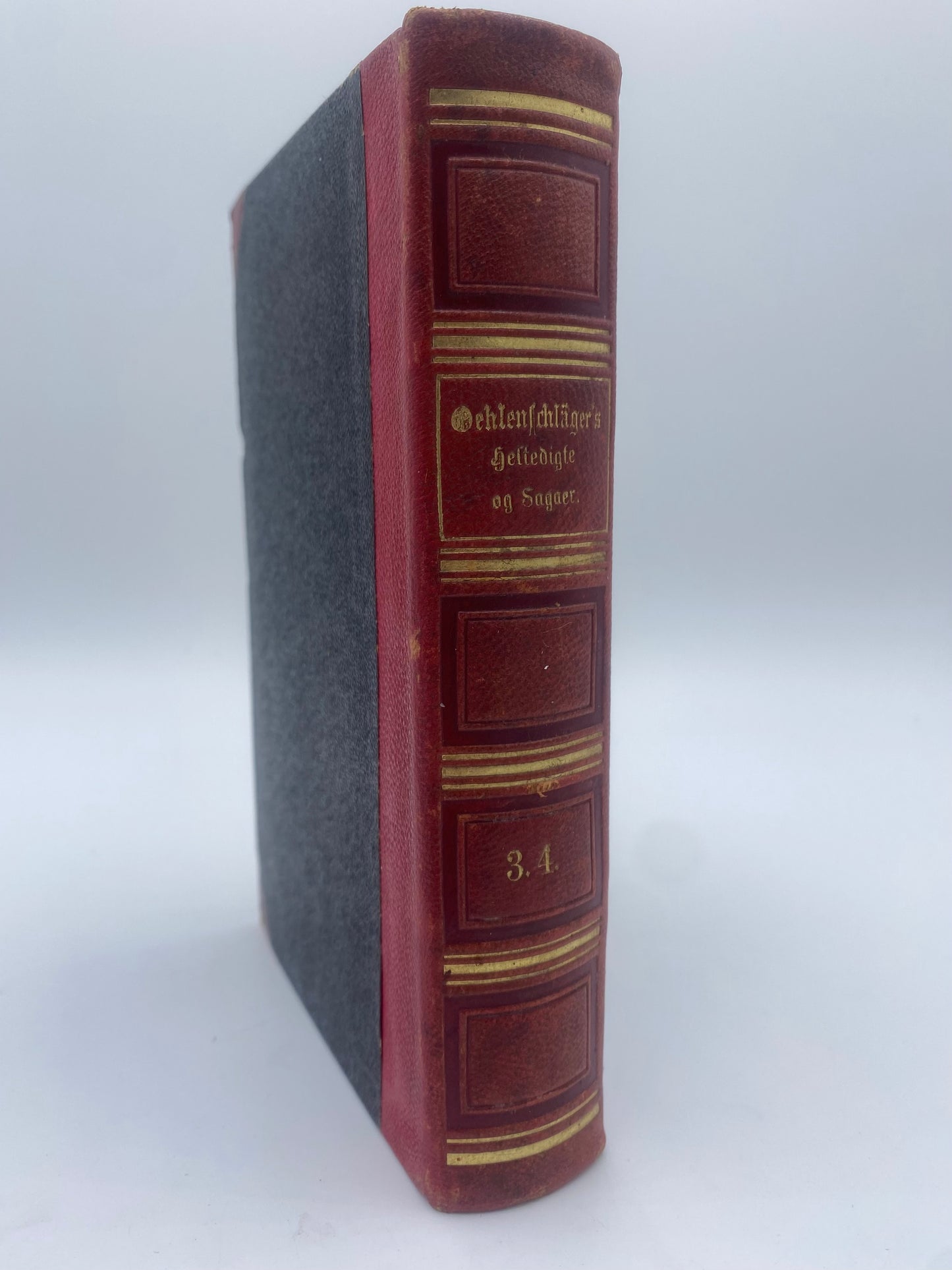 Oehlenschlägers Heltedigte og Sagaer. Af Adam Oehlenschläger. 3. Og 4. Del. Antikvarisk dansk bog. 1. Udgave. 1. Oplag. Fra 1862