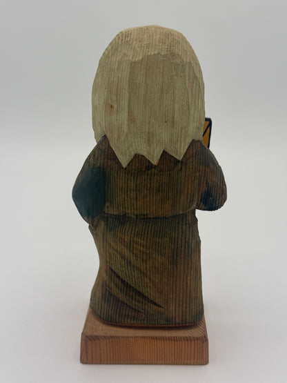 Håndskåren Norway-form kvinde med lanterne træ-figur. Slut 20. Århundrede