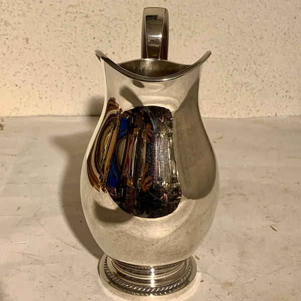 Theodor Sabroe(1937-1973.) Ældre sølv mælke kande, fra 1947.