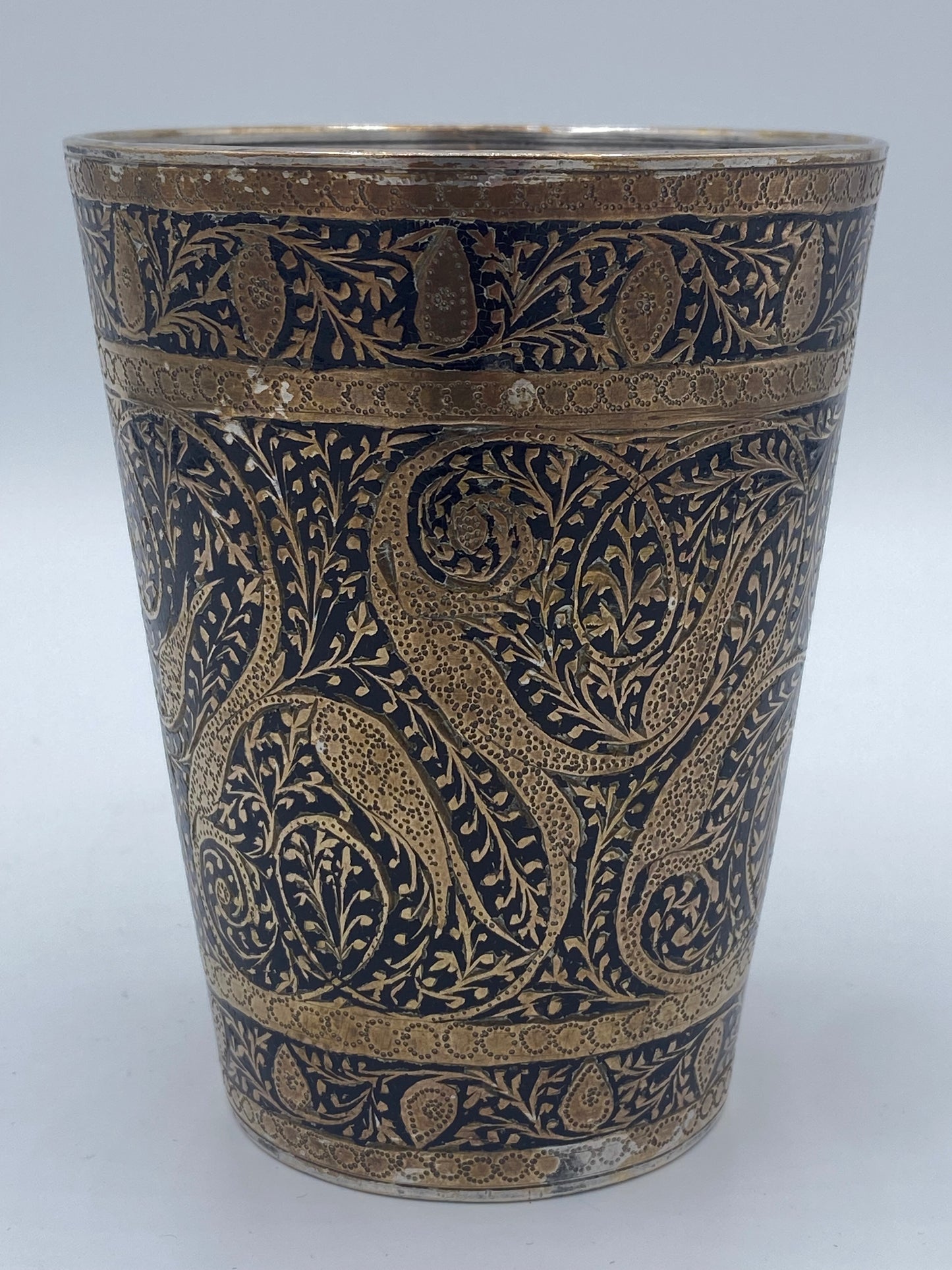 Indisk lassi-bæger, Punjab Britisk Indien. Fra 1909