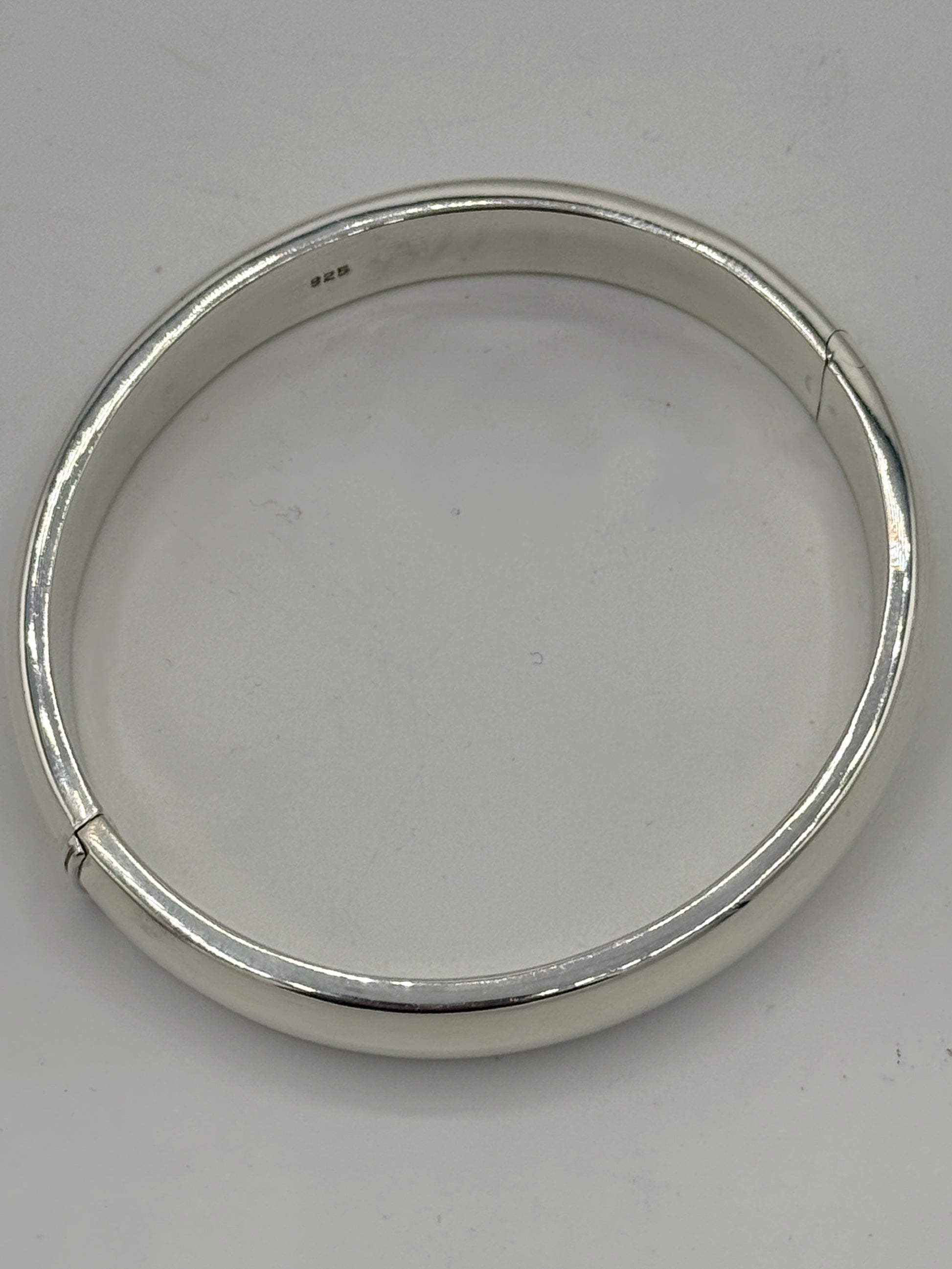 Vintage modernistisk oval Sterlingsølv armring. Fra 1980érne