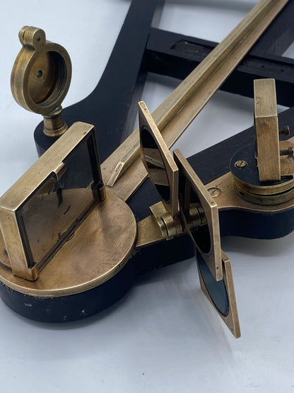 Antik Oktant / søfartsnavigationsinstrument. Fra det 19. årh.