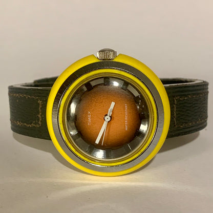 Vintage Timex UFO manuelt armbånds ur. Fra 1973